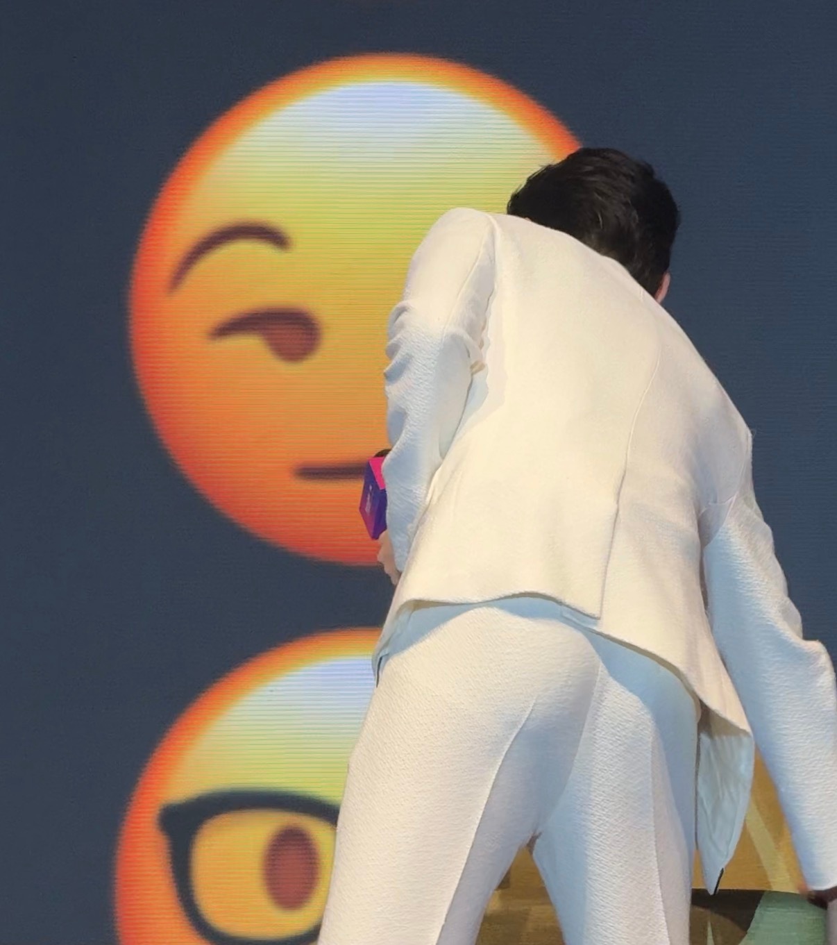 🍑 ​​​