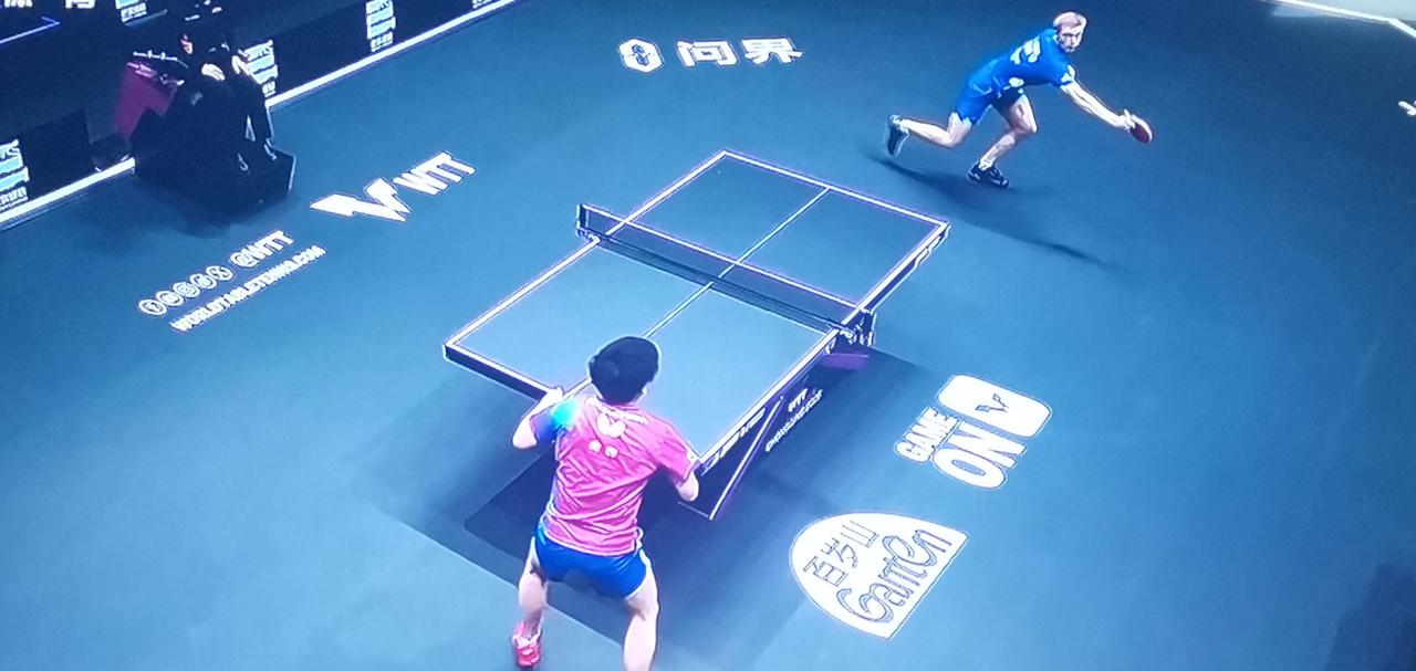 今天必须好好夸夸勒布伦弟弟！在落后两局的不利局面下，他连追三局实现逆转。这是一场