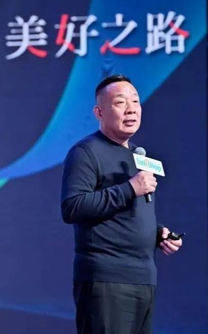 社会呼唤胖东来一样有良知的人，迫切的需要。

真正的企业家，会明白，财富来源于社
