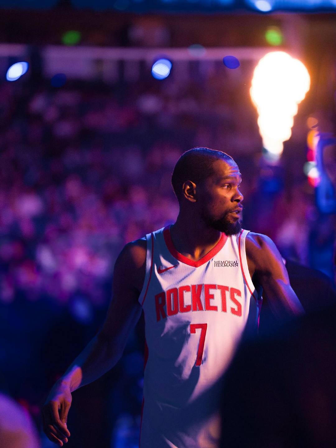 本赛季场均25+且限制对手命中率<45%，仅有5人：1. 亚历山大：场均31.8