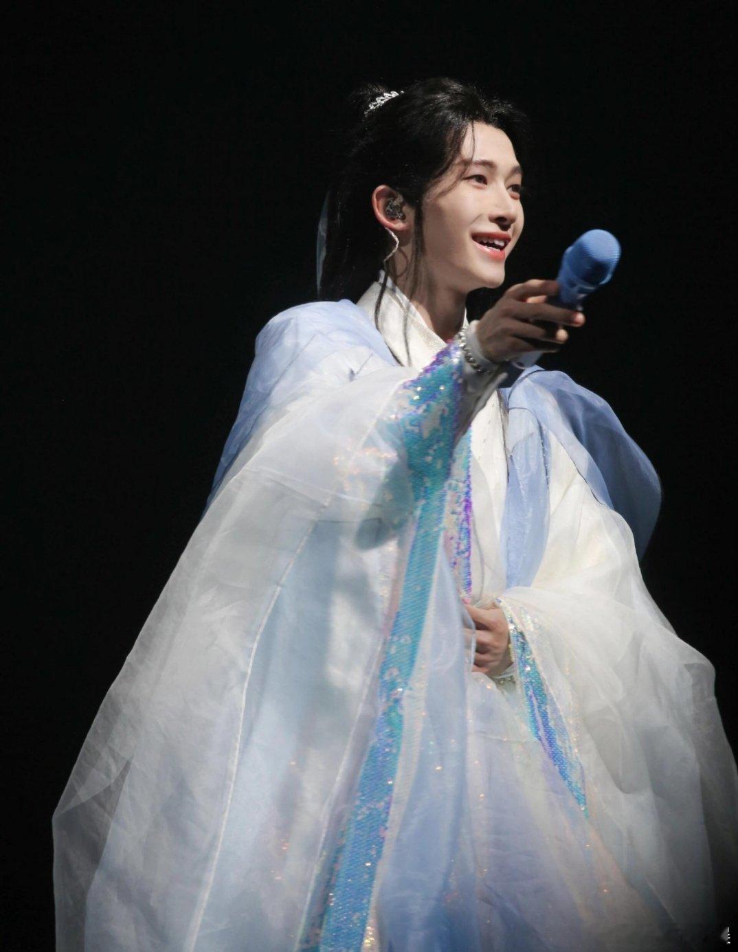 #刘宇天选国风美少年#刘宇在国风这一块真是拿捏住了，每一次舞台都能够呈现出很精美