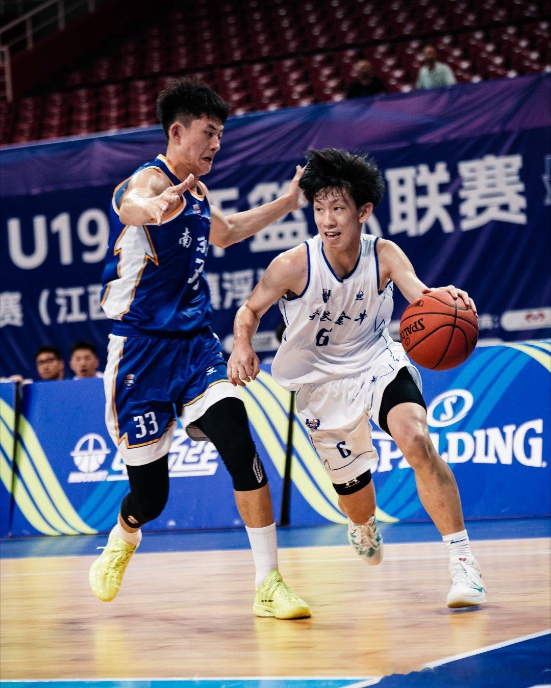 香港金牛喺「全國 U19 青年籃球比賽」成功晉級交叉淘汰賽！✅🔥球隊今日輪空 