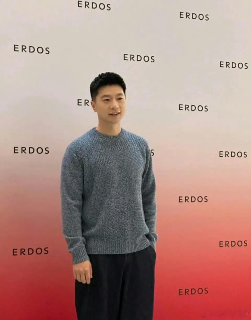 马龙说备战2025全运会 2024年12月19日，马龙现身厦门万象城参加活动，接
