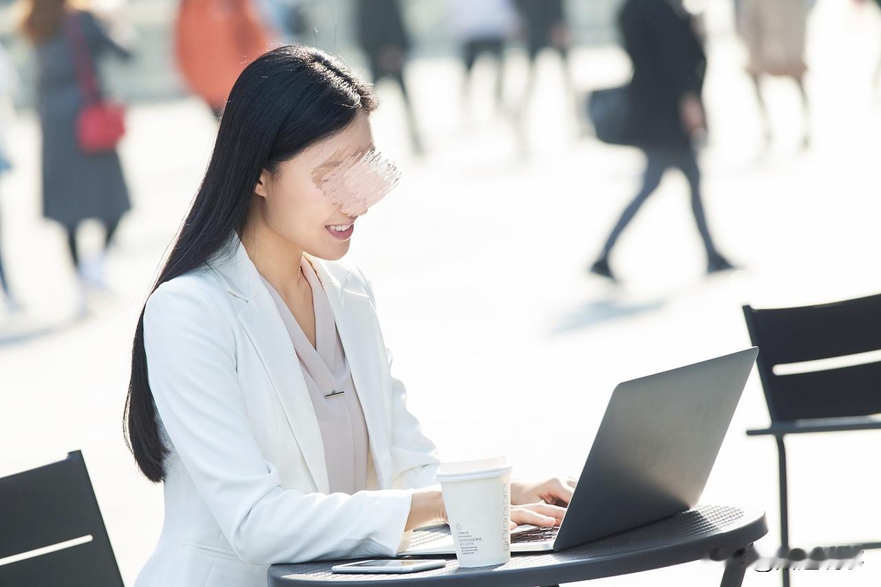 判得好，简直是求职者的福音，嘉兴一女子欢天喜地准备入职一家新公司，没曾想凌晨两点