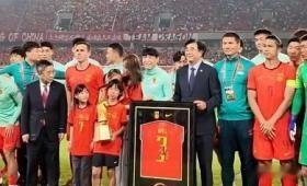 中国男足与泰国队0-0战平，赛后数据分析揭示了该结果的内在逻辑。根据高阶模型计算