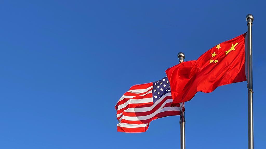 曾有人说“美国不怕中国打仗，就怕中国不打。”似乎只要中国忍住，美国就会自然衰落，