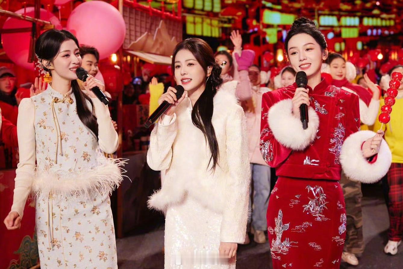 对我眼睛好的美女同框[送花花] 