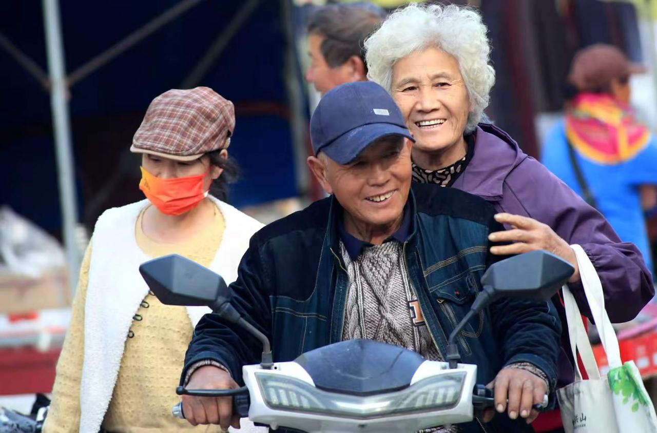 街头众生相