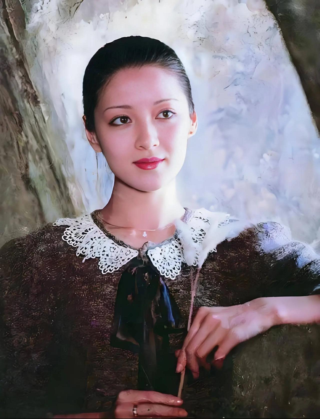 被恋足前夫折磨30年，疯狂曝光私密！她就是曾经惊艳全台的“台湾第一美人”胡因梦，