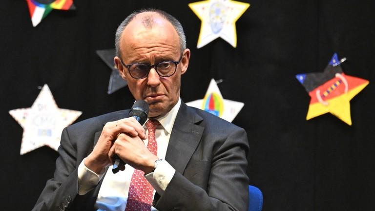 德国总理默茨表示，乌克兰可能不得不在未来与俄罗斯的和平协议中接受领土损失，以保持