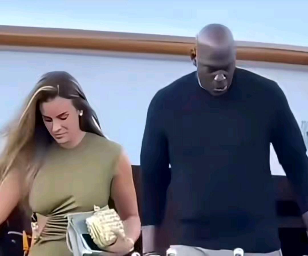 62岁乔丹哭了：32亿存款，年赚2亿，却坦言“我一点都不快乐”！

最近看到报道