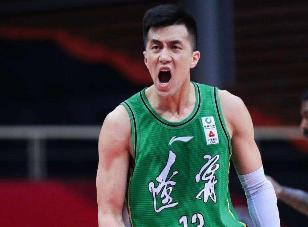 喜讯：艾伦回来了！
真正的勇者，见到他在球场上，真的是一种享受。谁知道他还能坚持