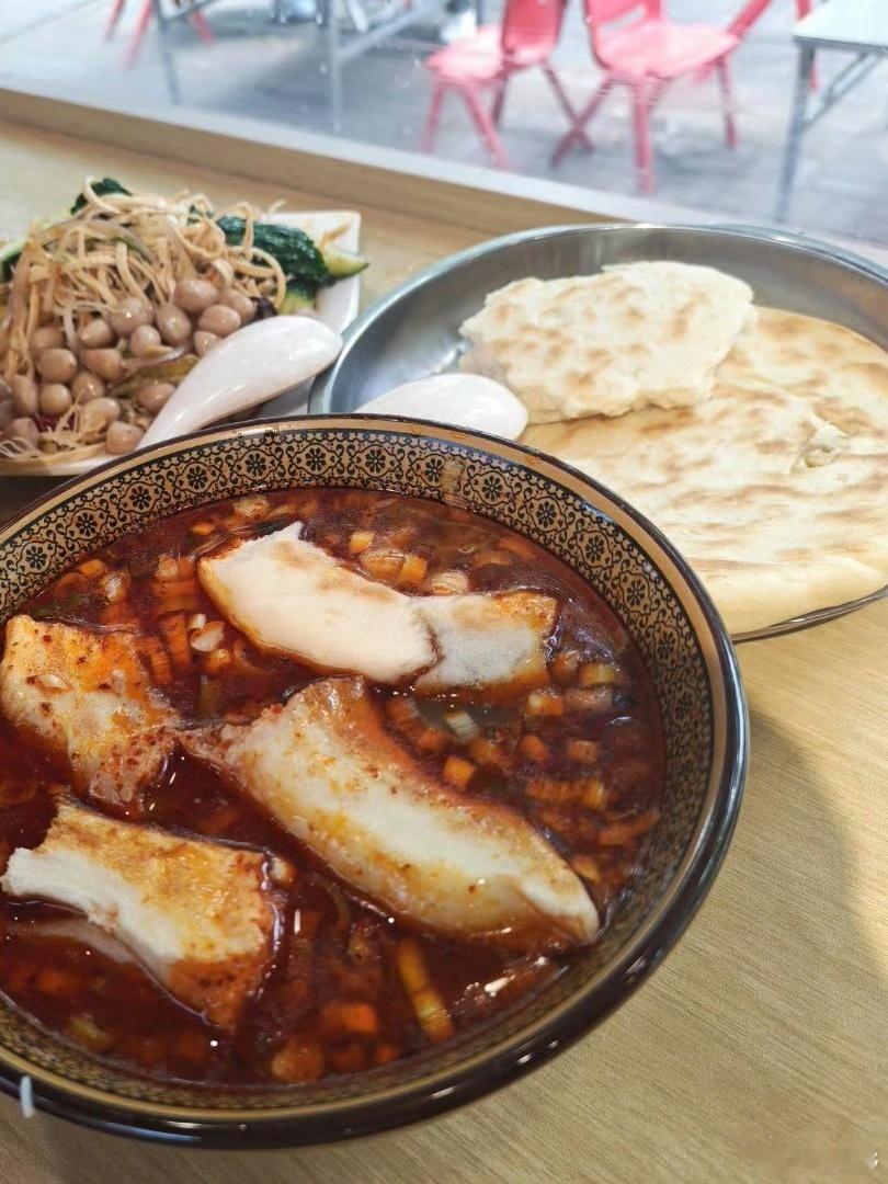 河南老粉推荐的一家美食，我来尝一尝 郑州