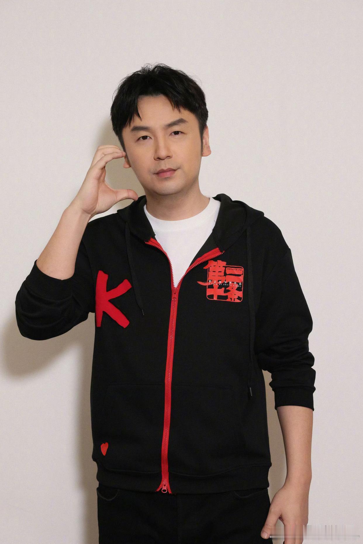 1.黄晓明跟新女友没有分手，曝光之后两人感情反倒越来越好，黄晓明还有官宣的打算，