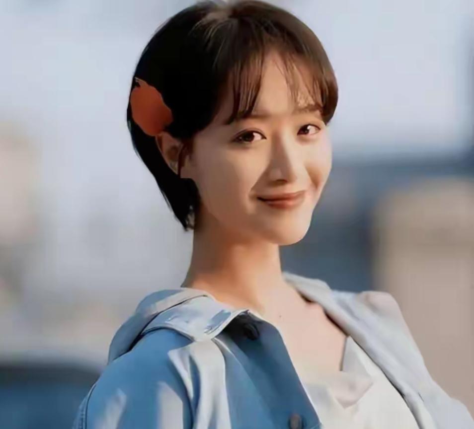 亲妈是上海商界铁娘子，继父是地产大佬！可她偏走自己的路
娱乐