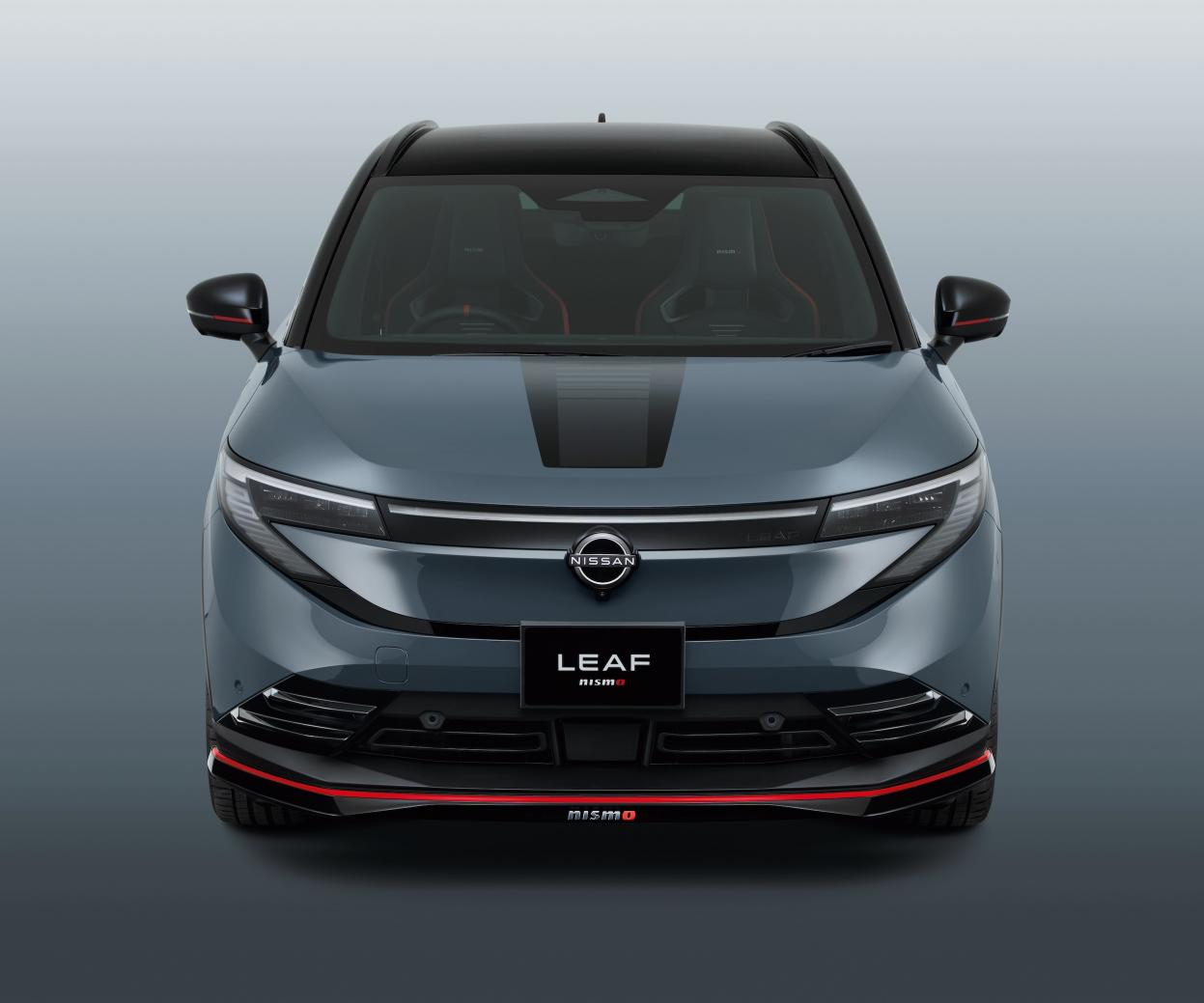 日产LEAF NISMO基于全新日产聆风LEAF打造，车身尺寸4415x1810