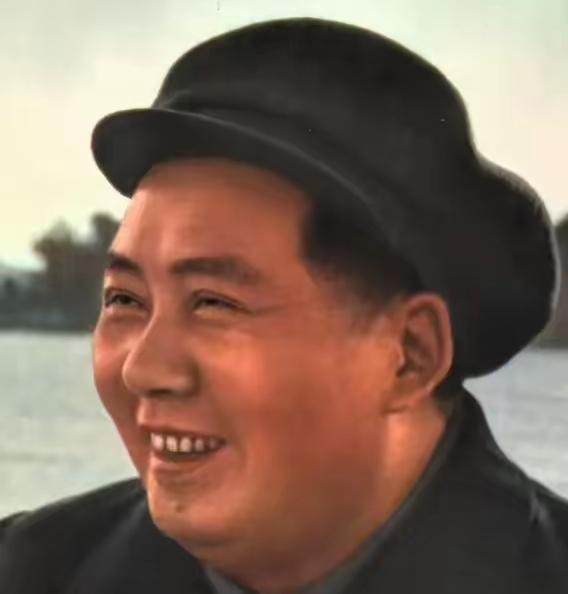 伟人千古！山河无恙、国泰民安，这盛世如您所愿！
 
岁月无声，山河作证。每当国泰