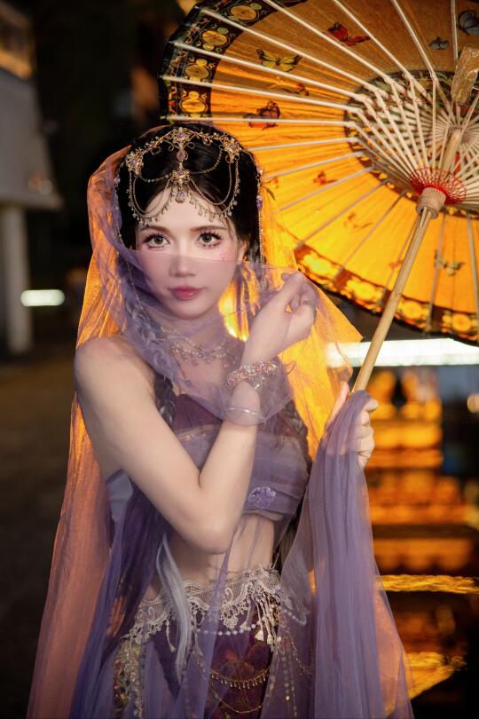 西域公主👸🏻好看的小姐姐怎么拍都好看