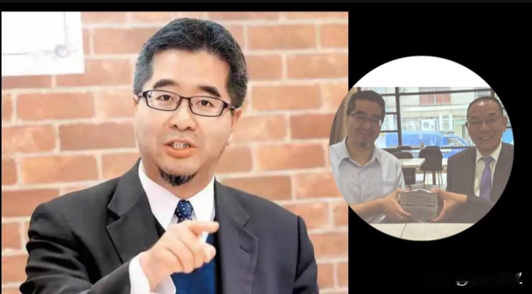 王光慈电脑里有一张萧旭岑和人拿着现金的合影。

萧旭岑这几年湾湾来内地访问的人多