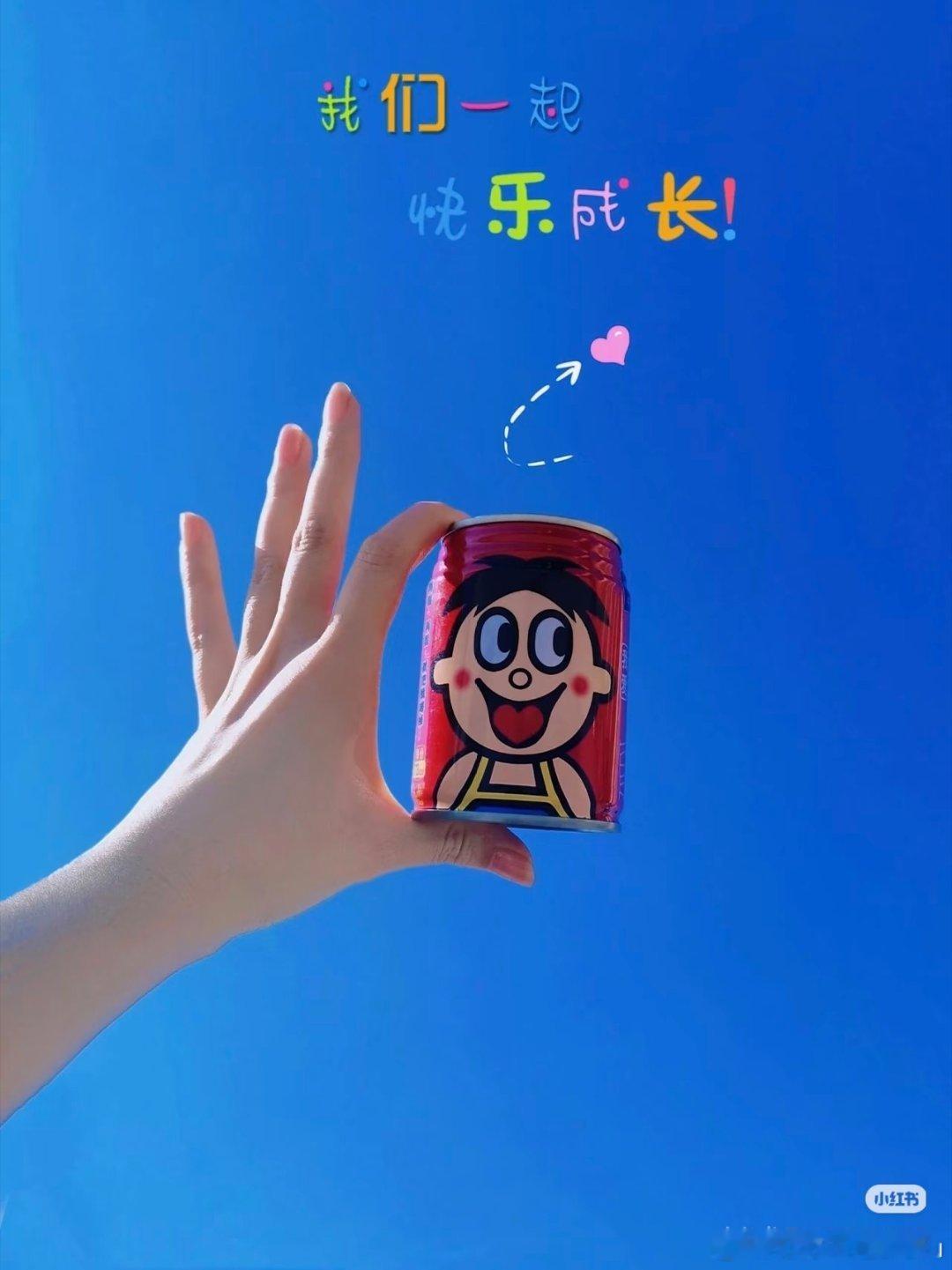 上海大儿童的六一氛围感即刻到位上海把六一浪漫拉满，街头满是童趣气息，大儿童奔赴节