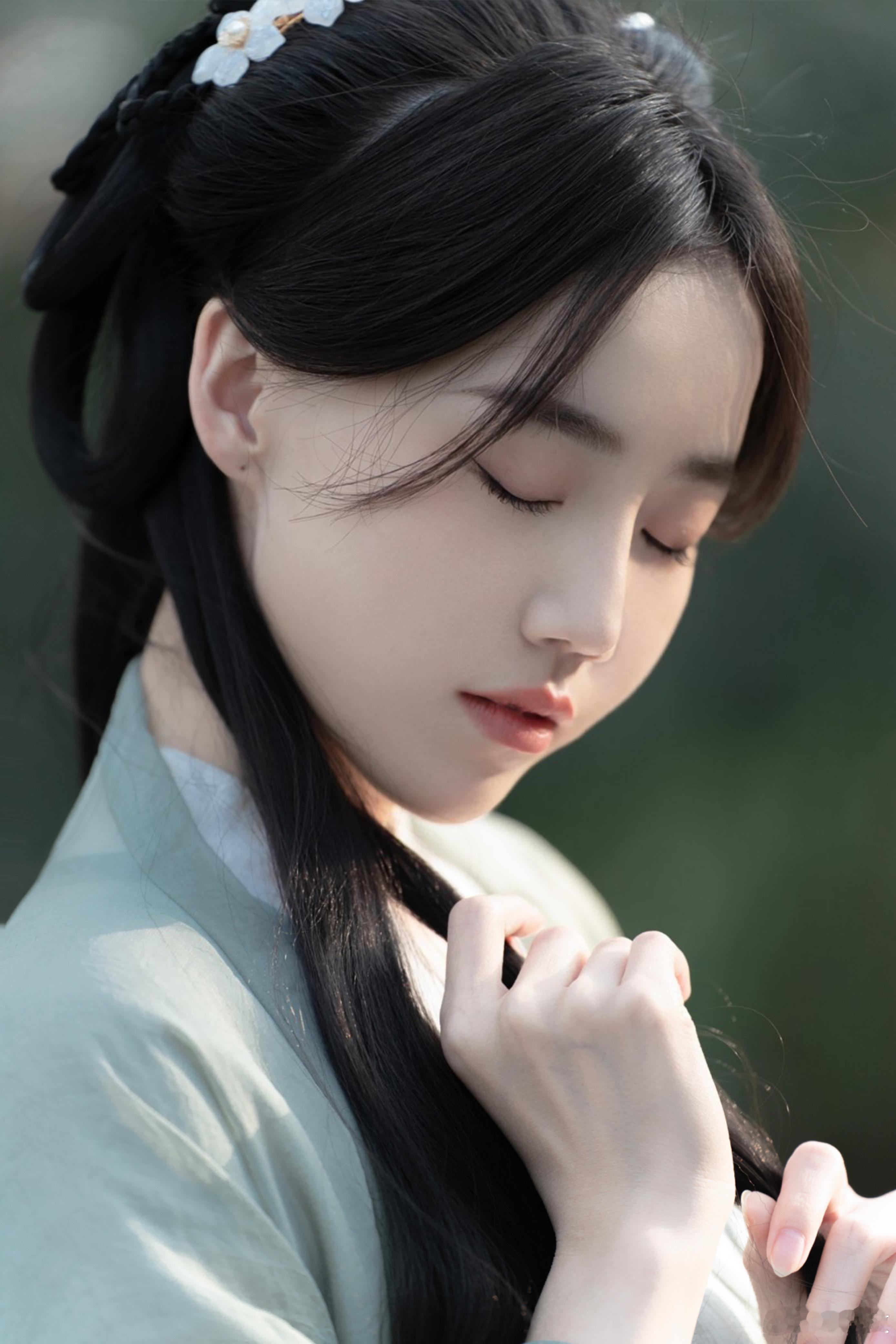 天青色等烟雨🌧️ 