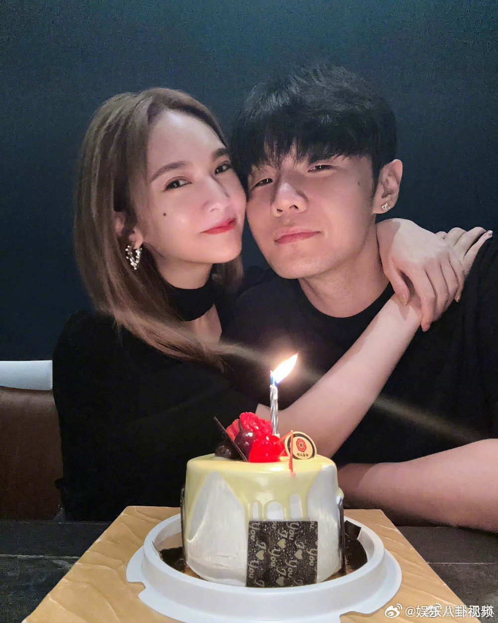 李荣浩20年前写给杨丞琳的歌杨丞琳幸福果子是李荣浩写的曲 李荣浩20年前写给杨丞