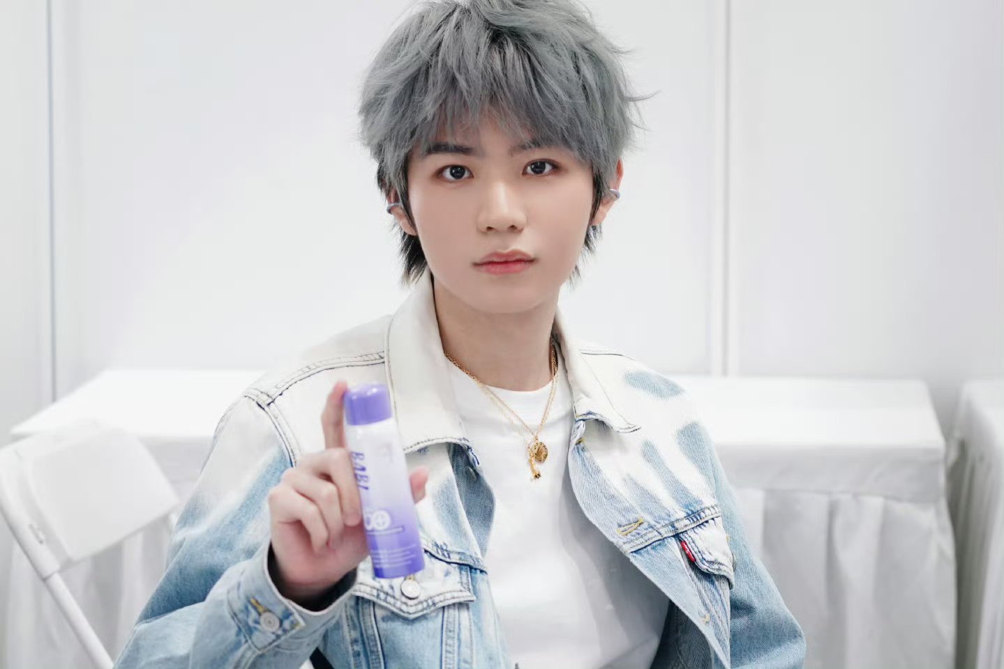 九尾漫展牛仔造型九尾这妆造真的好帅 ​​​