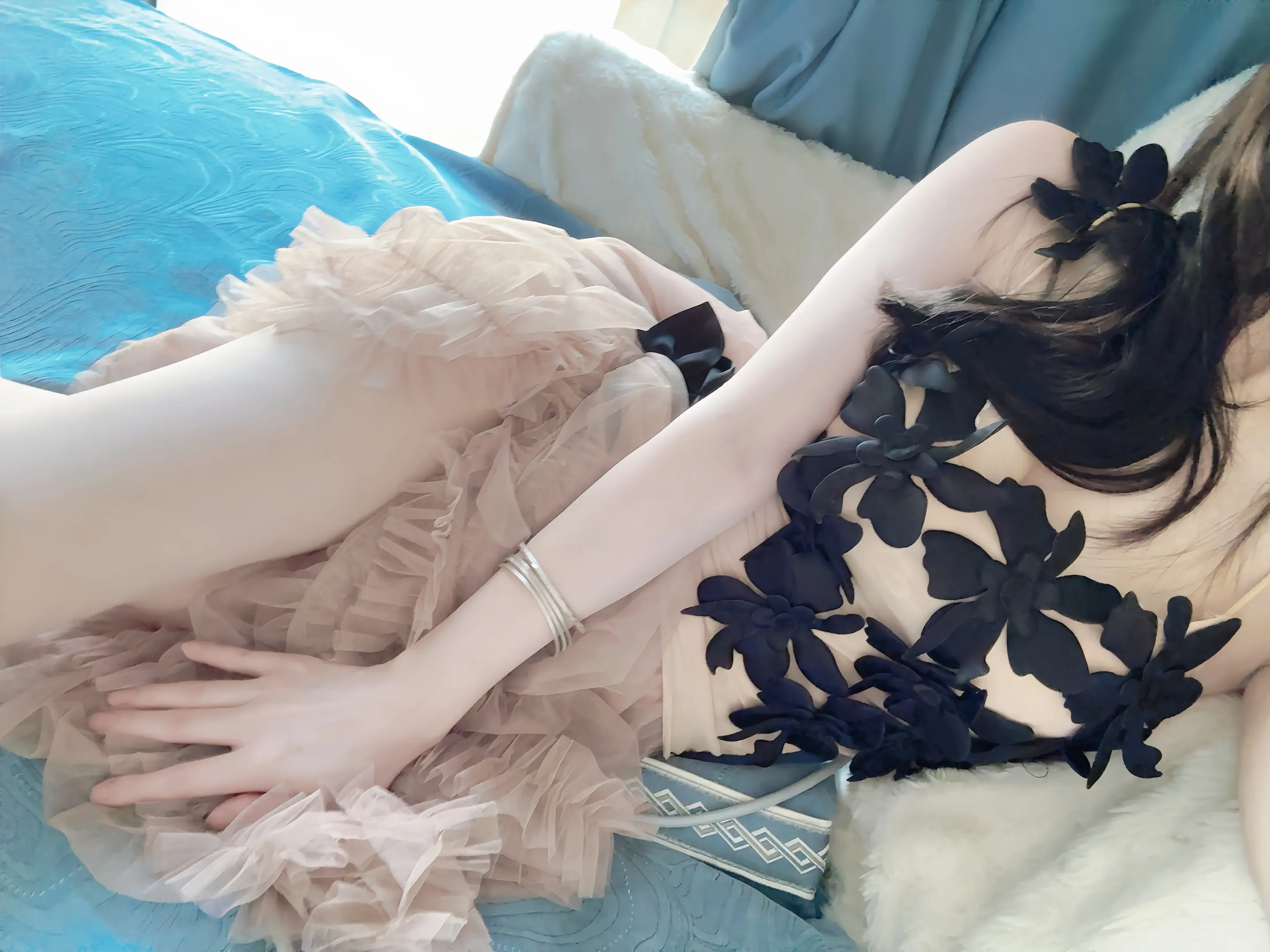 你聊的那货我看了 你是实在没招了 还是快饿死了