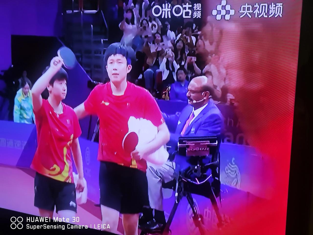 国乒两对组合杀入混双决赛
           莎头4：1队友获得冠军
    