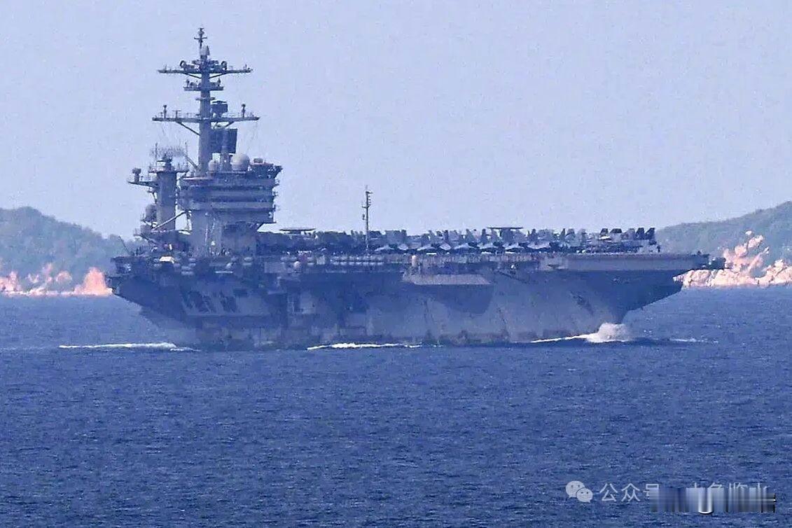 美国的航母林肯号终于到了泰国的芭提雅，泰国警方已经严阵以待了一星期。
估计警察伙