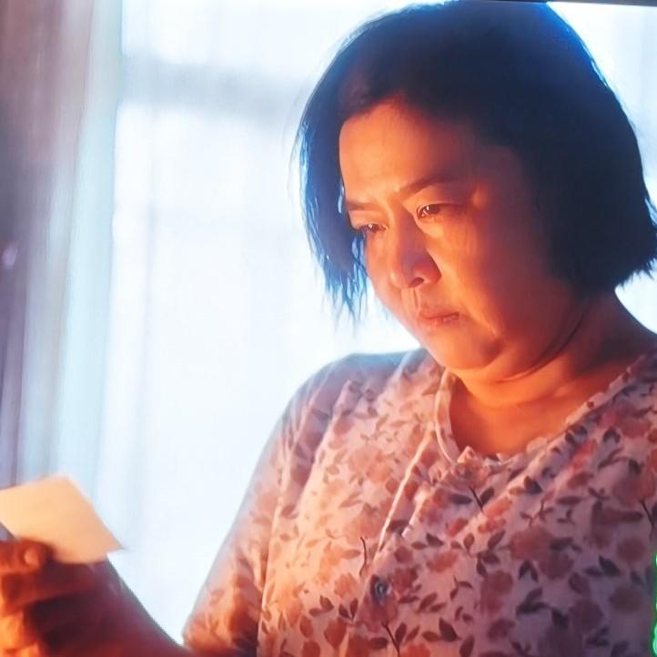 《重器》中秦志高的妻子高秋月，着实可怜、可悲又可恨。她在陆则铭和丁蕊的婚礼上大闹