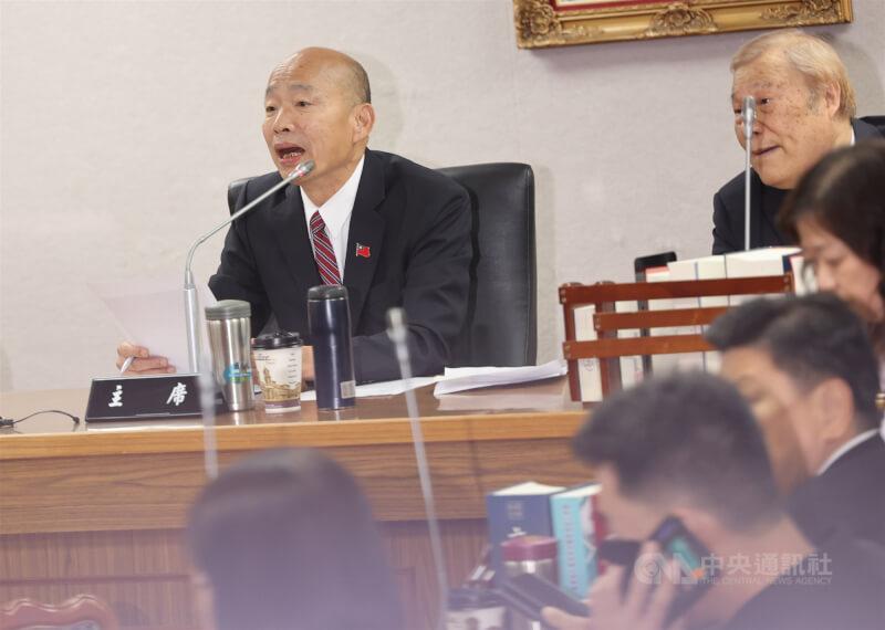 台湾二零二六财算付委：破局易破失衡难

    台湾地区二零二六年度总预算案此前