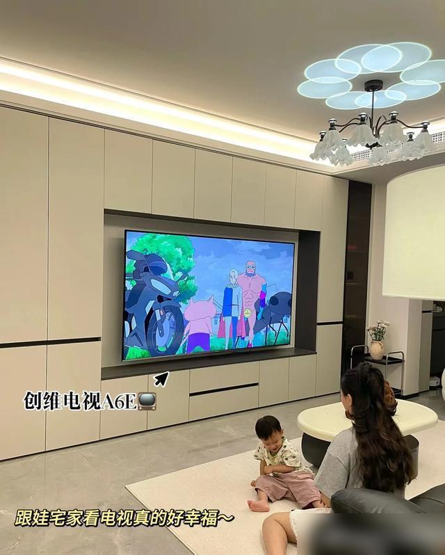 我天！最近发现好多人都不用洗洁精洗碗了！之前用洗洁精总伤手，冲不干净还有残留，排