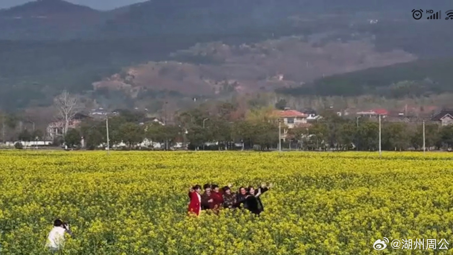 浙江长兴山水与人文双向奔赴绘就乡村振兴新画卷浙江一条公路火出圈数字文旅跑出共富新