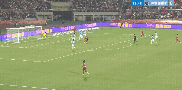 向余望第79分钟打进个人中超首球，帮助重庆铜梁龙主场2：0领先深圳新鹏城，看来今