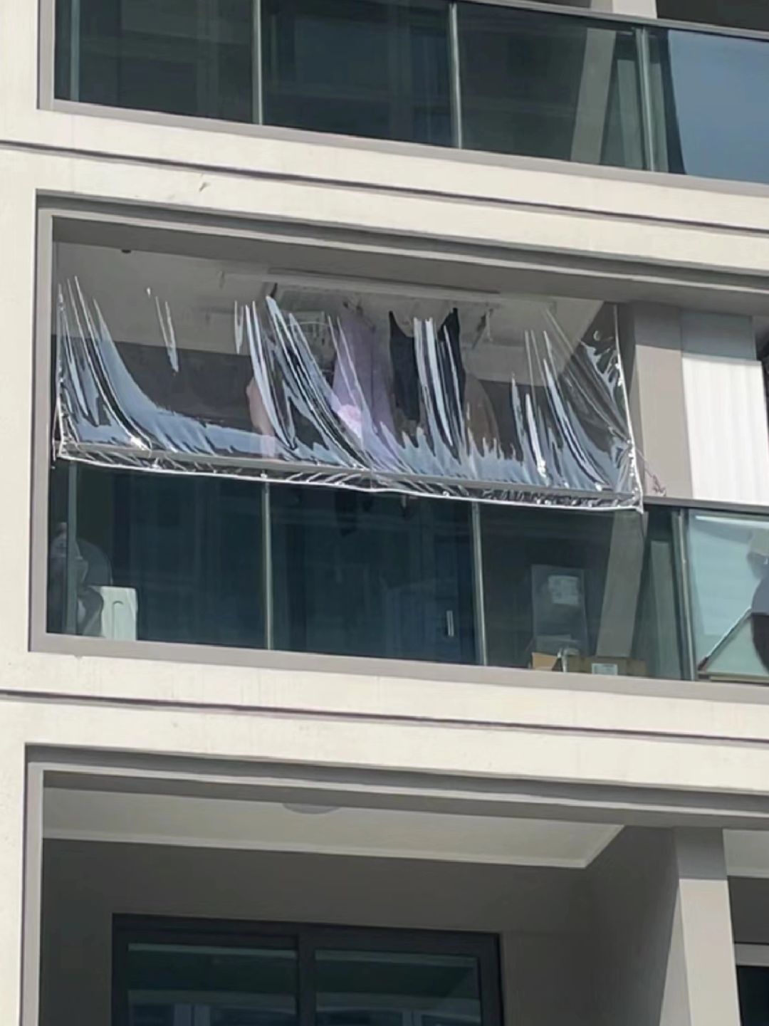 这样包阳台，你见过吗？