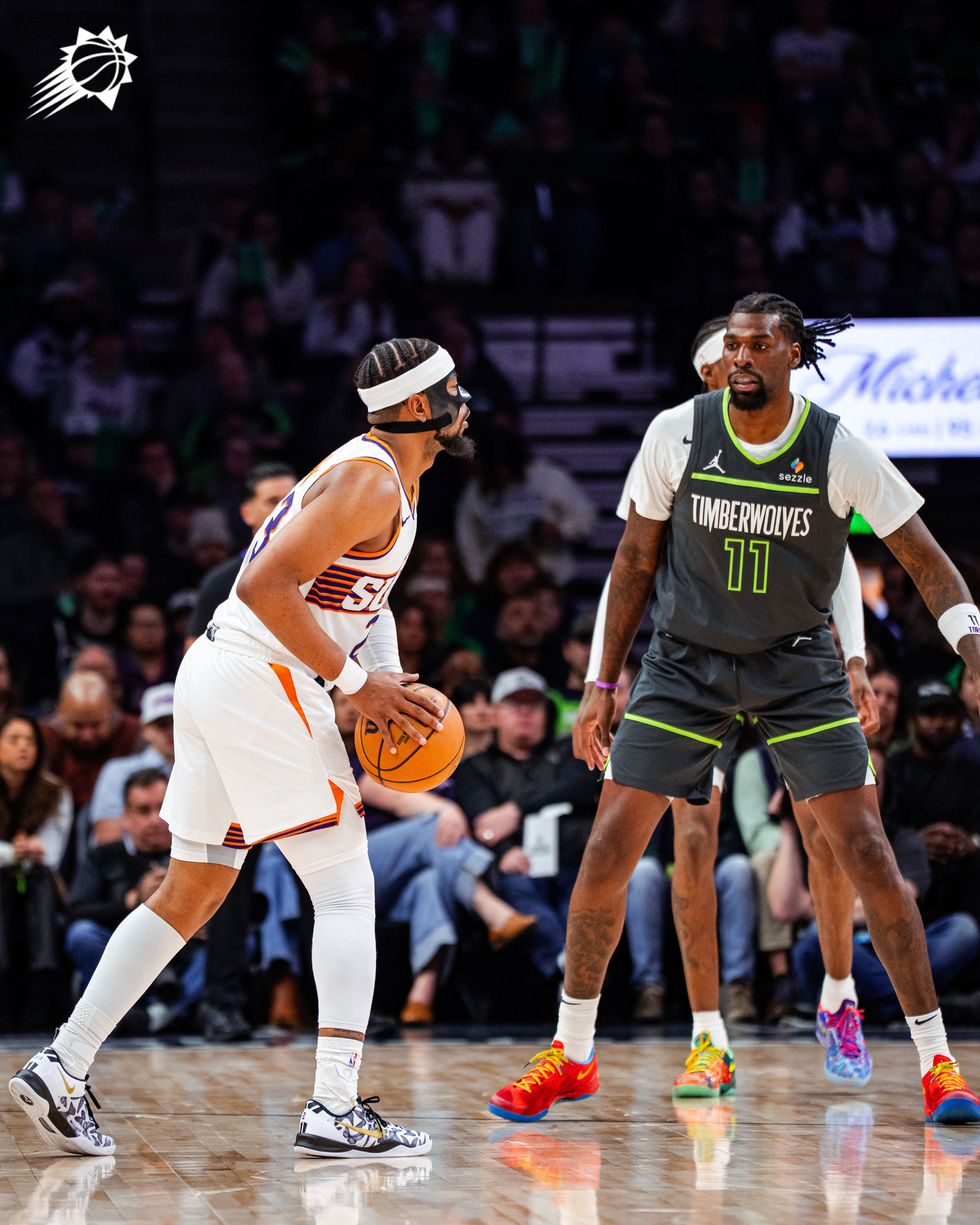 布克回到场上，比赛还剩最后8分钟💪菲尼克斯太阳 ｜旭日东升 ｜太阳vs森林狼