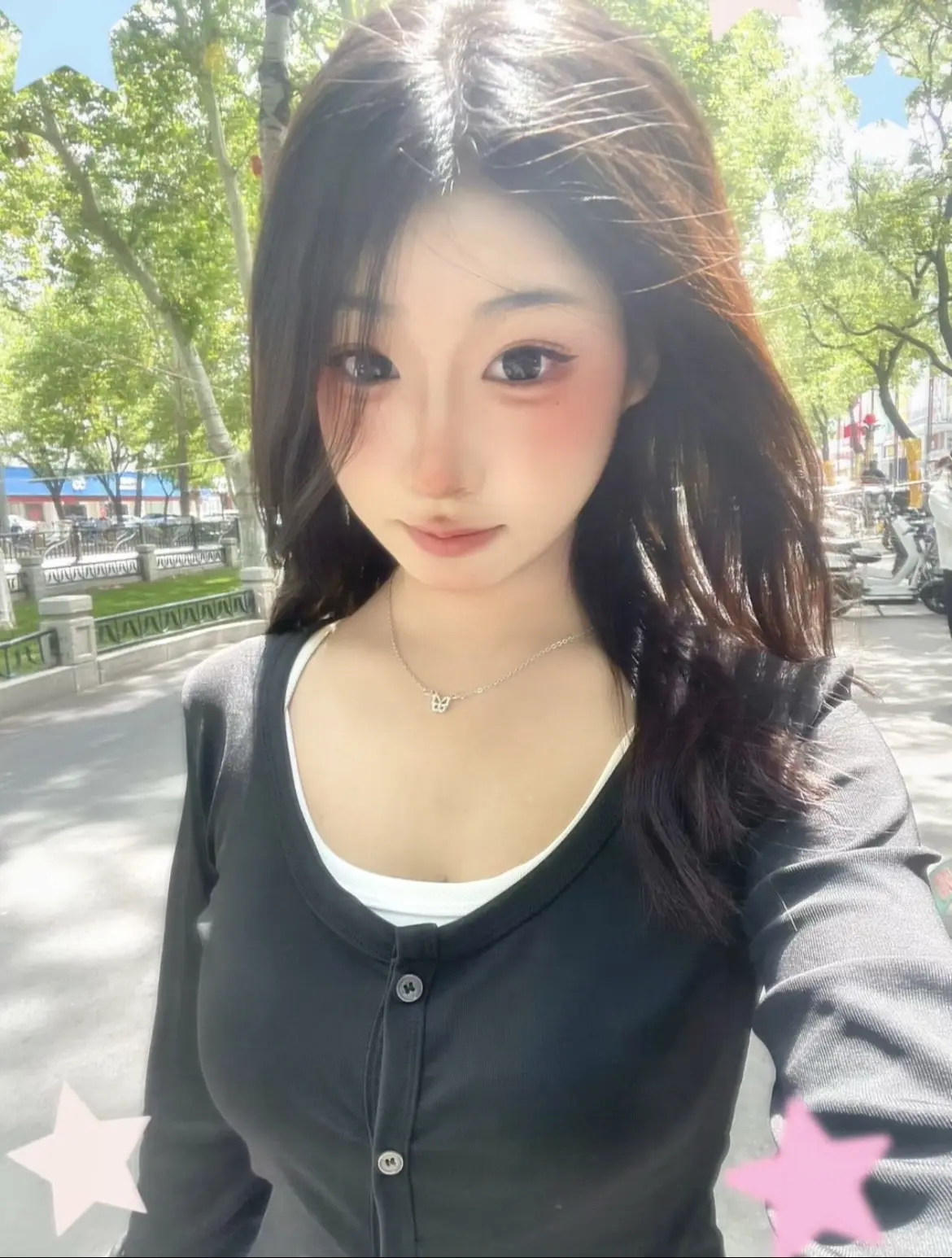 其实每天都是T^T的 和你见面会变成˶>𖥦<˶