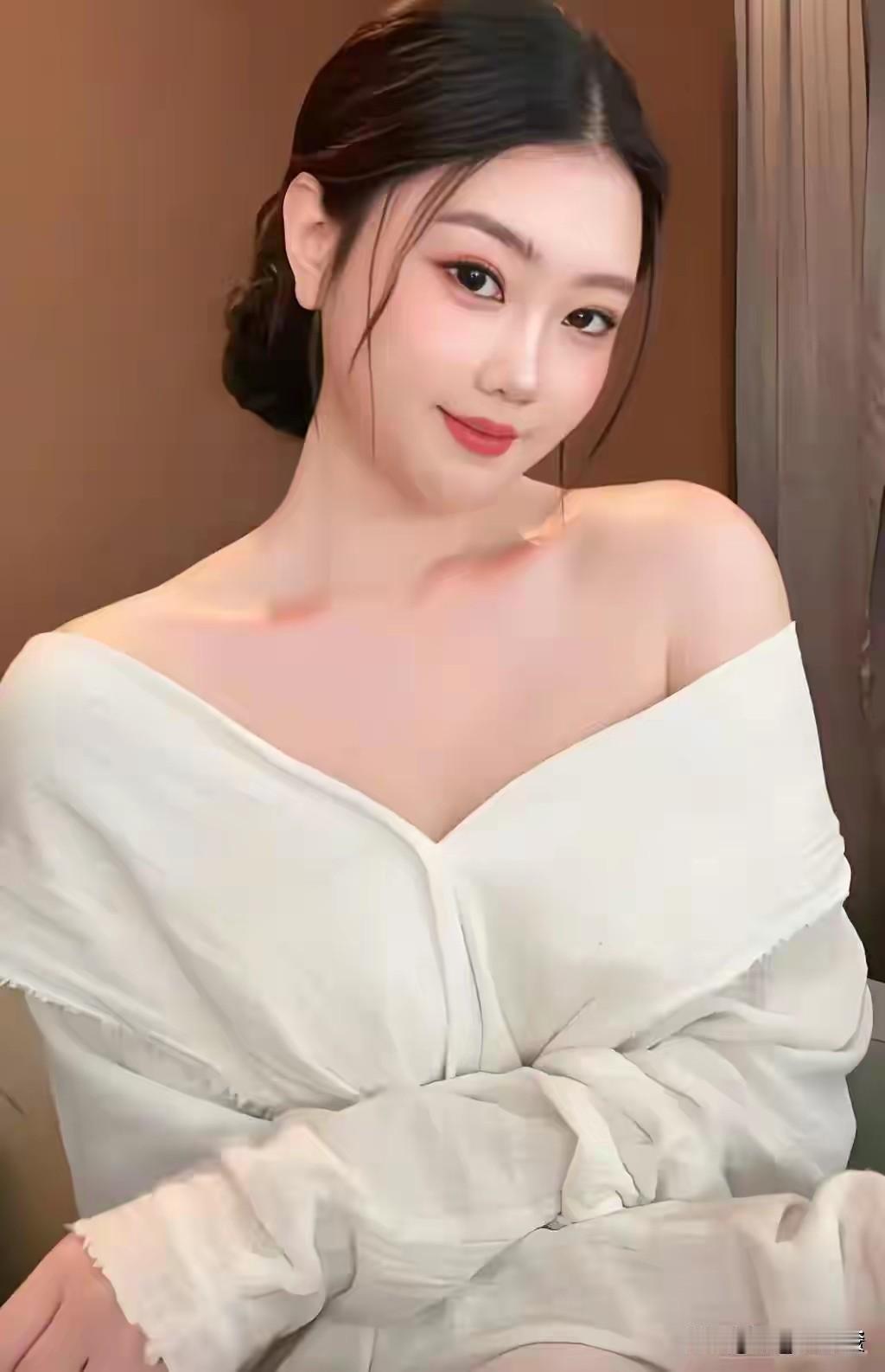一位妈妈对读初中的女儿说道：“即便你穿着再光鲜亮丽，旁人也不过是多瞧你一眼；但要