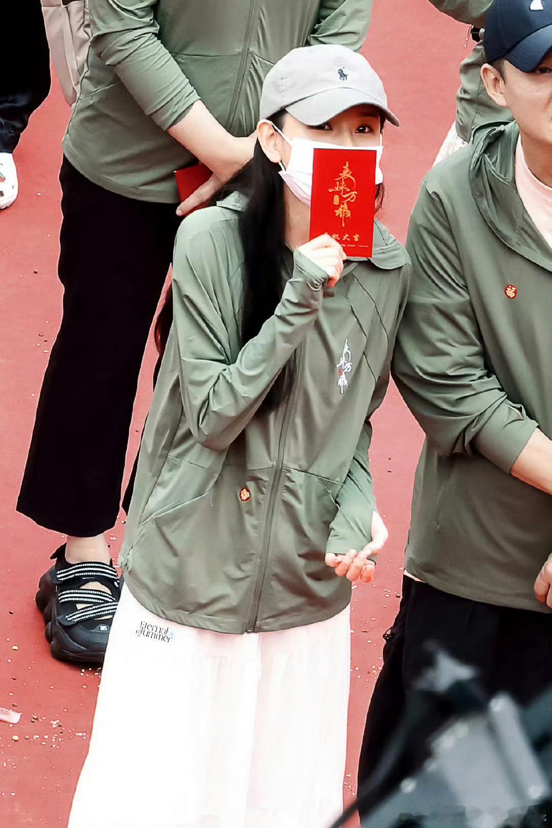 表妹万福今天开机又有新剧可以看了，表妹万福今天开机了～宋祖儿✖️陈鑫海，这个搭配