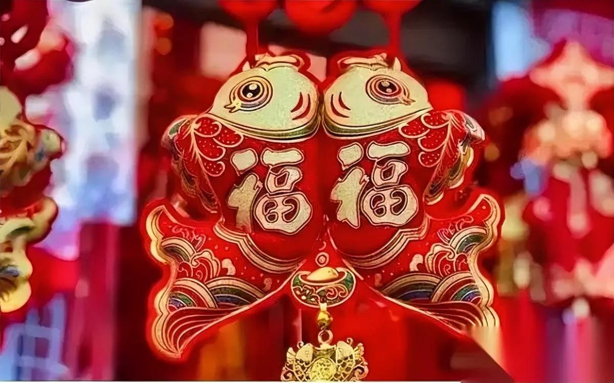 腊八刚过，年味咋没了？

路过超市看红灯笼发呆，突然发现刘德华的《恭喜发财》还在