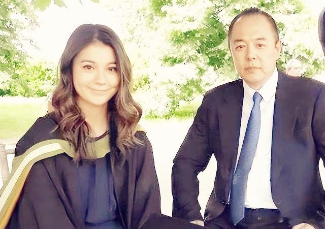 昔日皇阿玛张铁林，晚年落得轮椅代步令人唏嘘
 
张铁林凭借《还珠格格》里乾隆一角