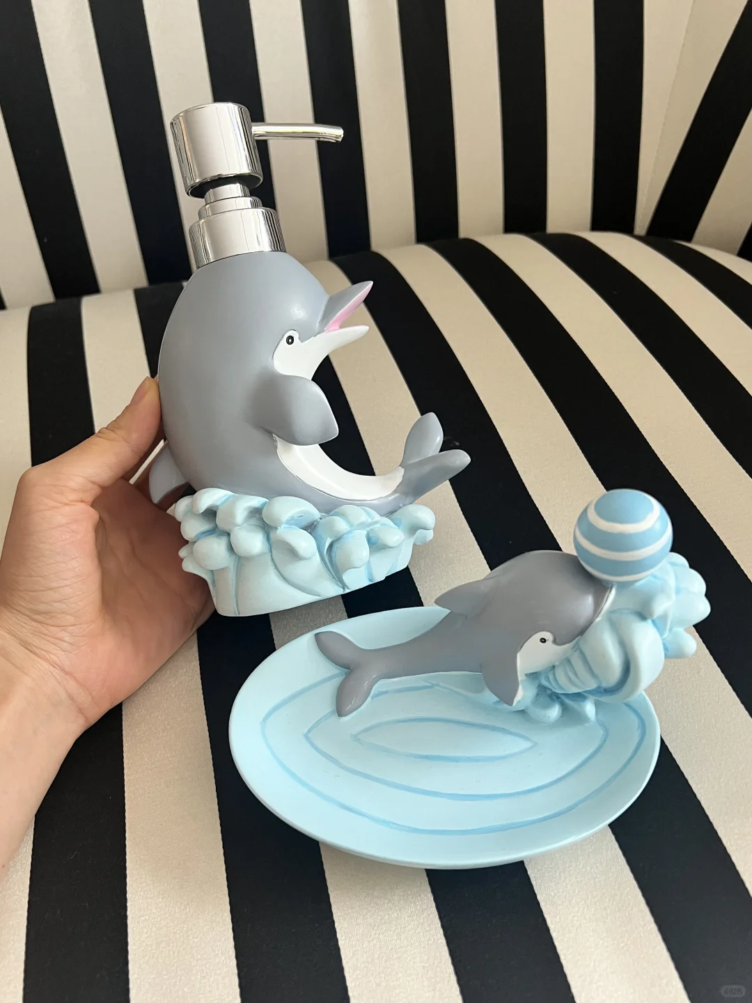 小海豚取皂器皂盘也太精致可爱了吧