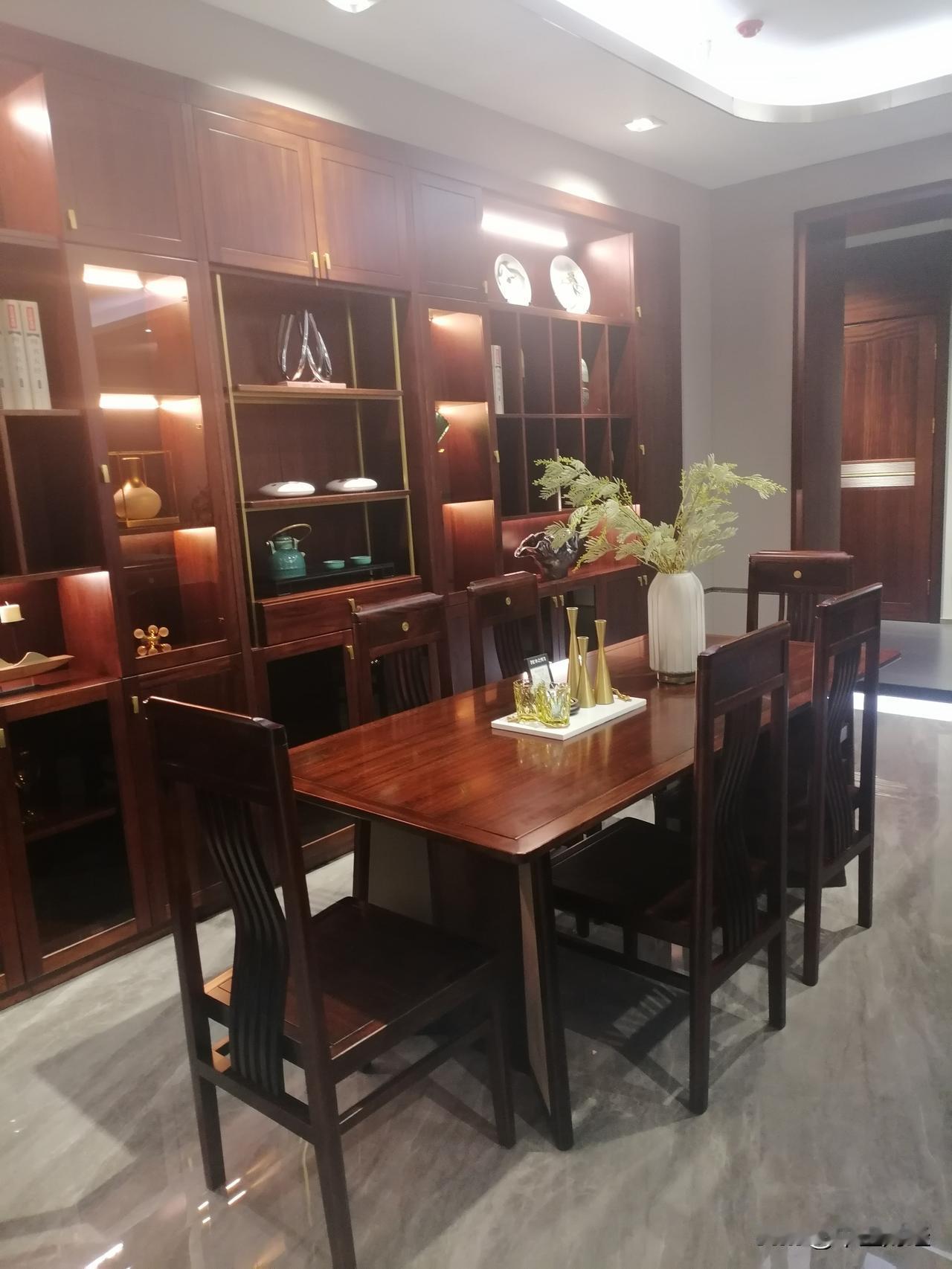 记得有位心理学家说过，人活着都是一样平等的，无论是财富多寡，还是工作优越等等，实