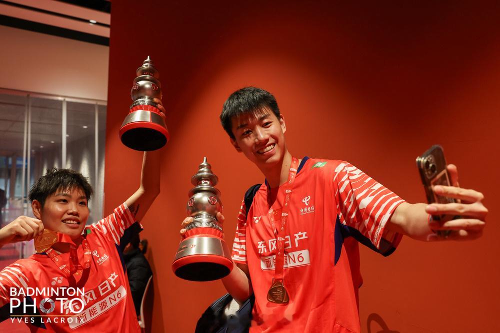 2025年世界羽联年终总决赛 杭州总决赛收官2025：“凤凰”登顶  功勋四将退