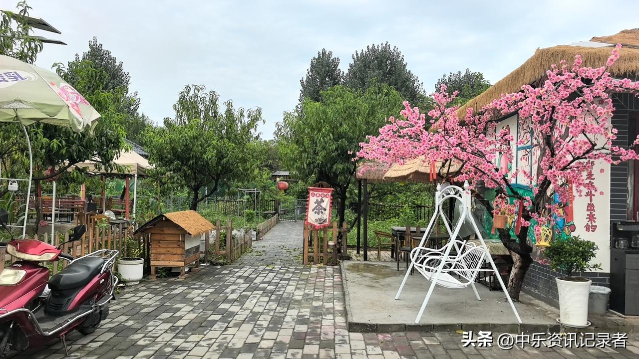 中乐微语早读：今日七夕，独自行走的生活，往事不堪回首，少年时，向外奔赴，一心向往