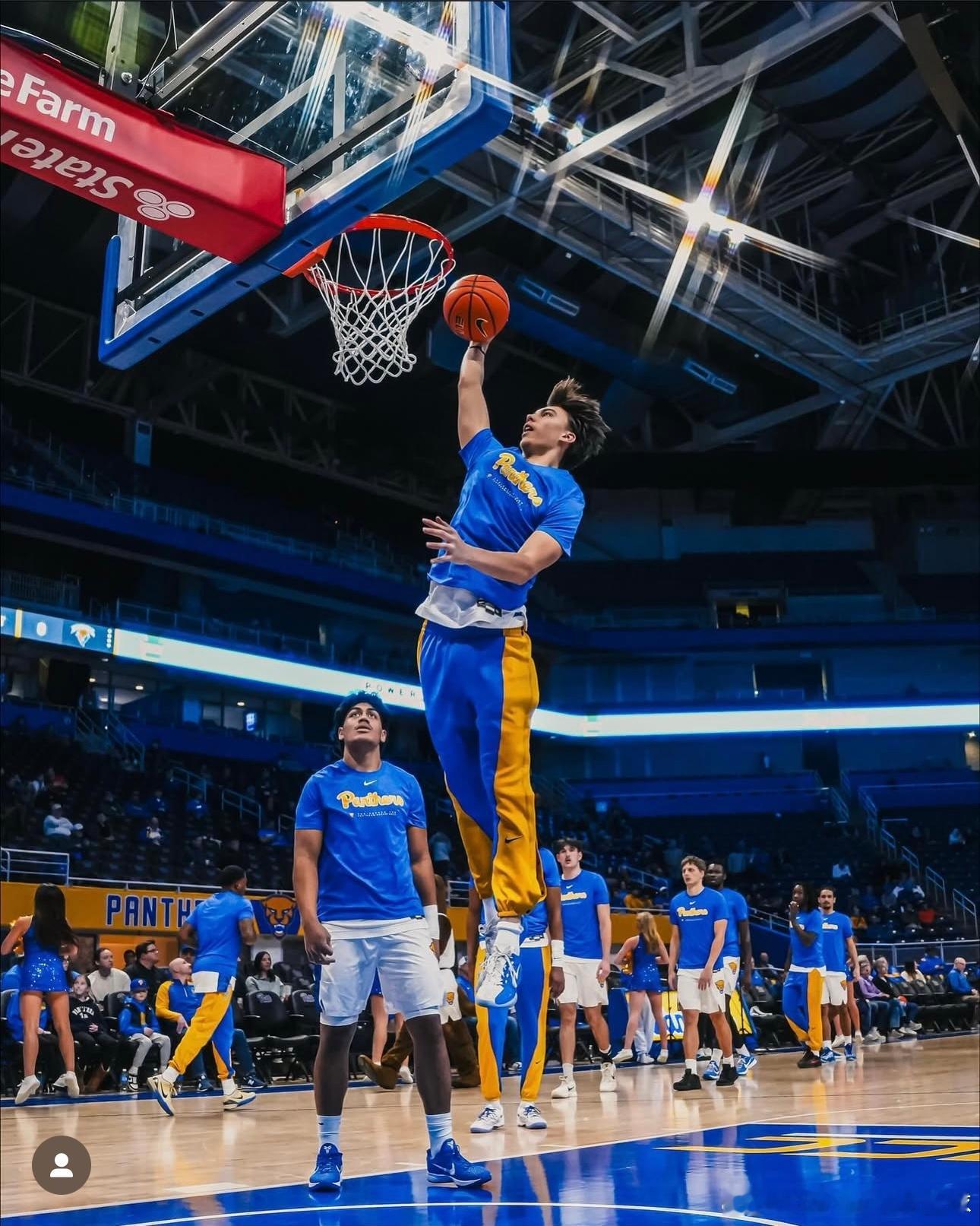 NCAA真是个看天赋的地方，刘亨利和罗曼苏勒帕同时作为澳洲来的大一新生，境遇完全