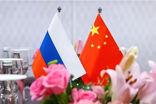 美媒终于回过味来了：中国这哪是买石油，分明是在给俄罗斯进行“大换血”。

​​之