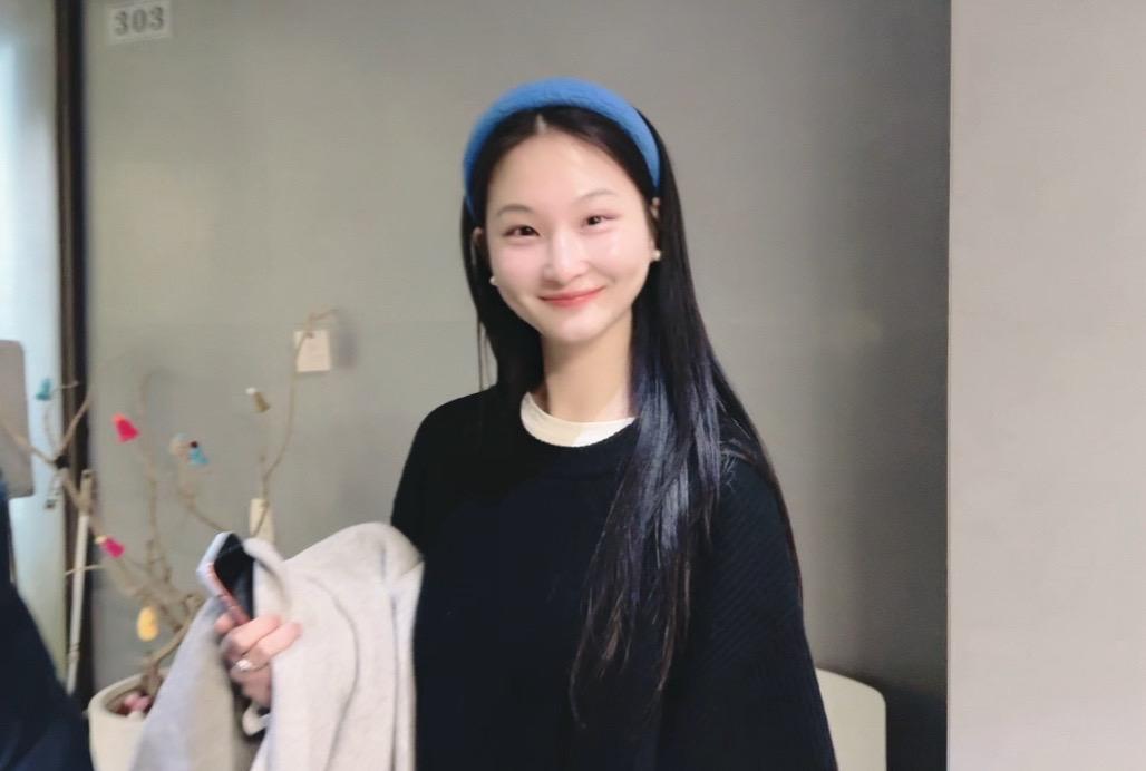 ✍️介绍一下： 我团队里年纪最小的一匹黑马大将🖤 03年的妹妹 果断...