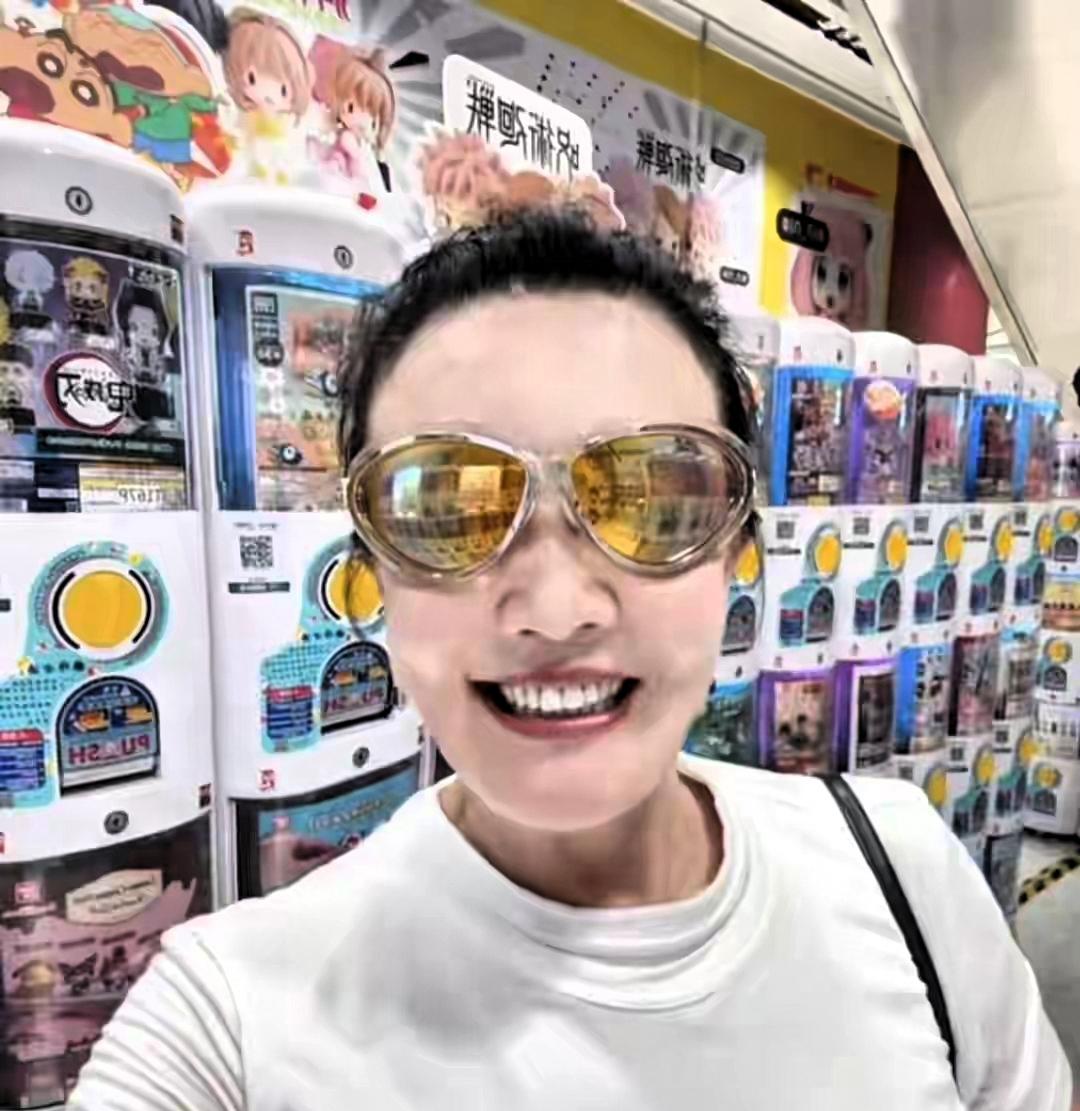 双向奔赴的祖孙情！兰姐玥儿互相陪伴太治愈
 
全网都在夸兰姐会带娃，看完她和玥儿